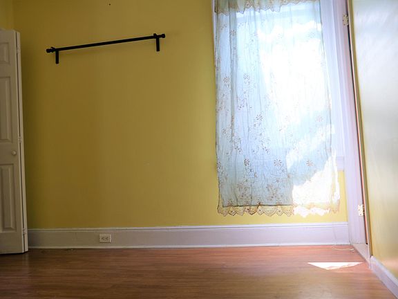 5th image of 141-18 Holly Ave #2F