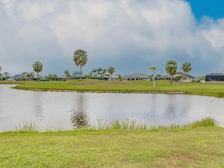 11970 Royal Tee Cir S — Photo 33