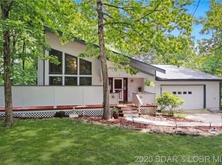 42 Bluewater Ct, Lake Ozark, MO 65049