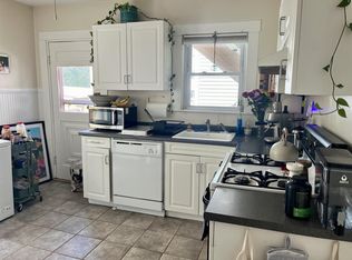 66 Alpine St, Somerville, MA 02144