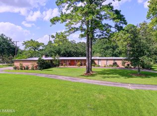 665 E Main St, New Iberia, LA 70560