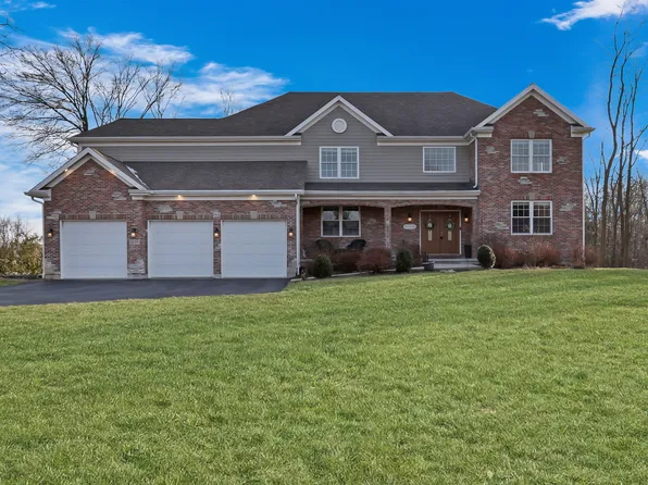 1521-1527 Augusta Way, Spring Grove, IL 60081