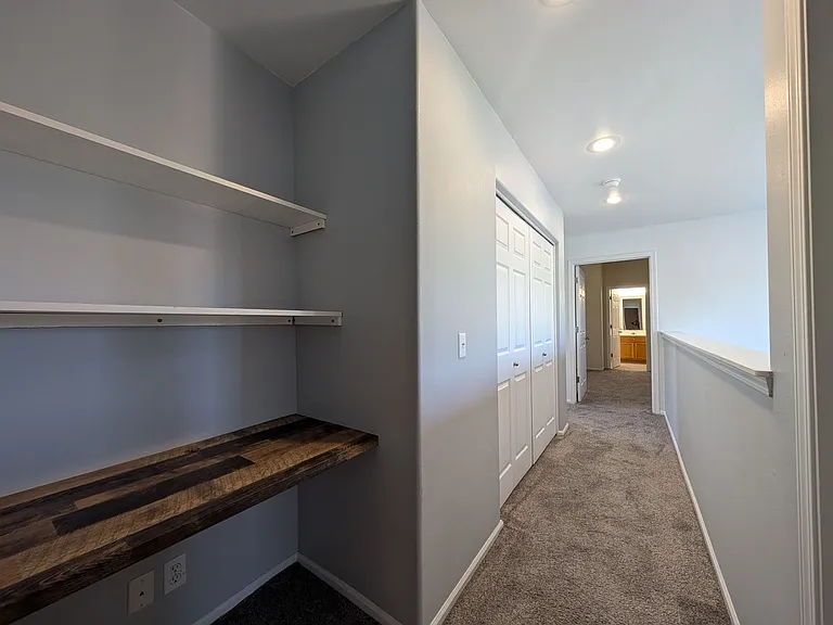 5220 Wales Dr — Photo 9