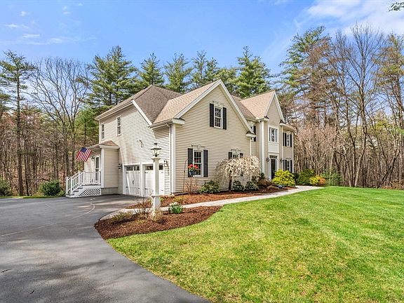 11 Daniel Shays Rd, Hopkinton, MA 01748 | Zillow