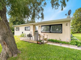 21 Hawthorne Dr, Innisfil, ON L9S 1P7