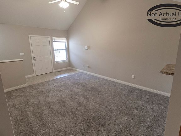 5th image of 7392 Arratt Ct