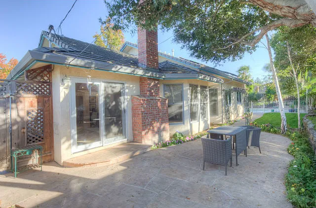 722 Bantry Ct — Photo 23