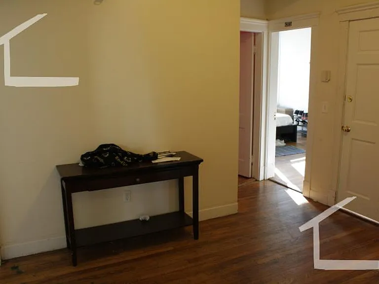 79-81 Gibbs St #3 — Photo 7