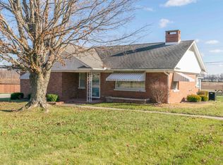 7515 Oak Hill Rd, Evansville, IN