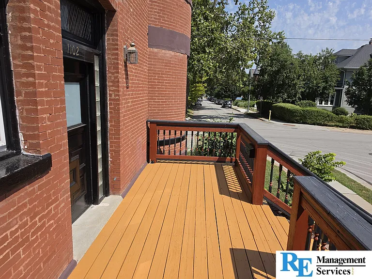 1102 S 30th Ave — Photo 4