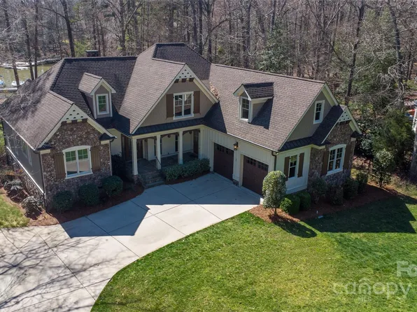 147 Pearl Bay Dr, New London, NC 28127
