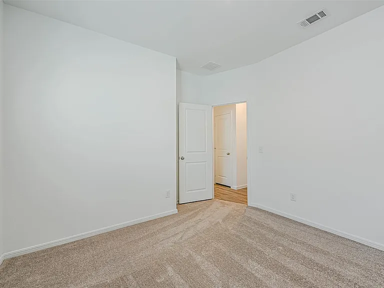3075 Clydesdale Dr — Photo 27