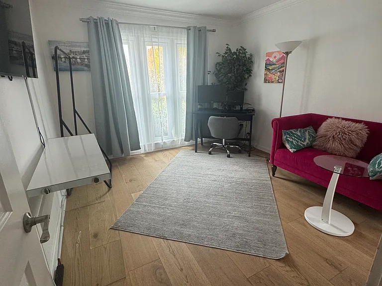 3rd bedroom - setup as office - does include a closet
