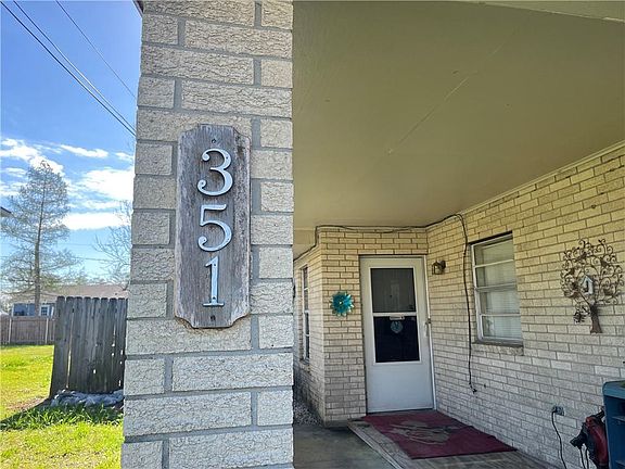 2nd image of 351-53 Woodland Ct