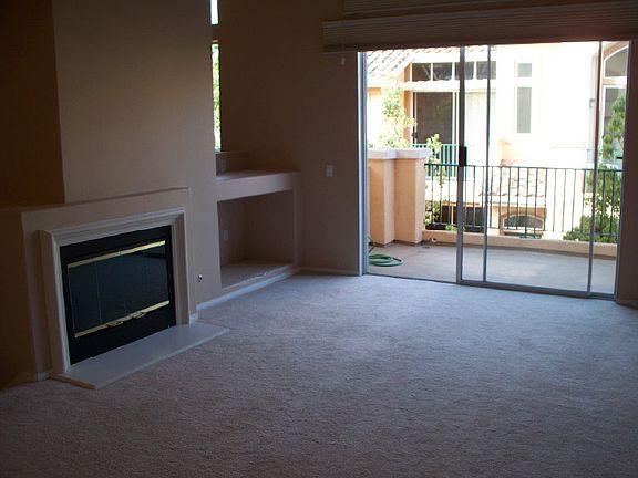 3rd image of 3503 Ladrillo Aisle