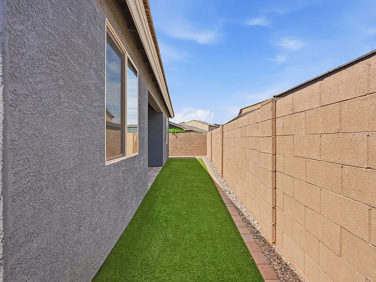 9862 E Palladium Dr — Photo 29