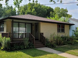 1207 13th Ave, Sterling, IL 61081