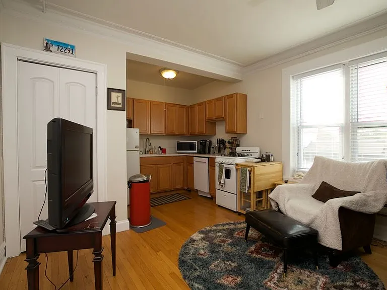 918 Green Bay Rd #J3 — Photo 8