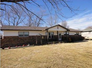 305 N Lioba Dr, Andover, KS 67002