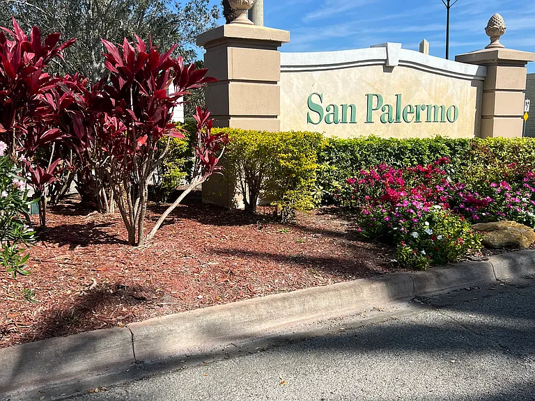 1650 Napoli Dr — Photo 1
