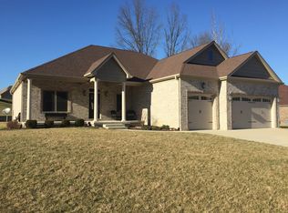 1974 Deer Creek Cir, Columbus, IN