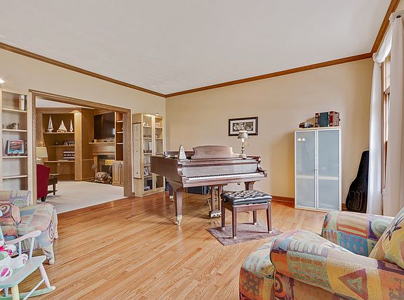 3rd image of 7957 Cannellwood Dr