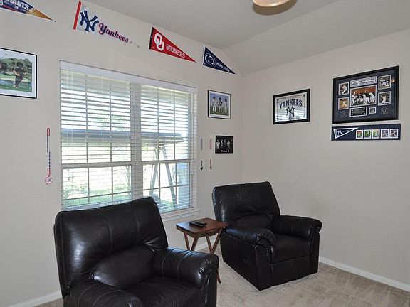 4th image of 6654 Hawkins Hill Ln