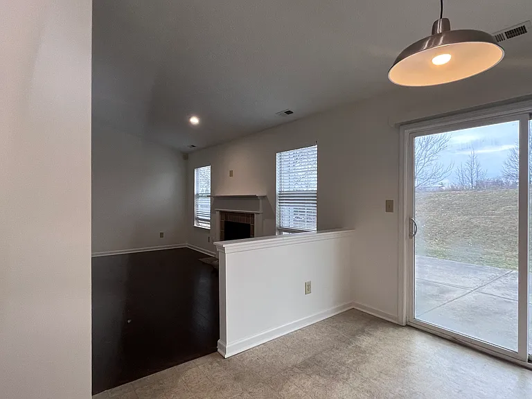 6540 Amherst Way — Photo 15
