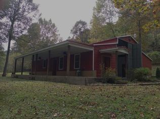 2649 Lower River Rd, Livingston, KY 40445