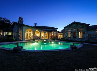 462 Clubs Dr, Boerne, TX 78006