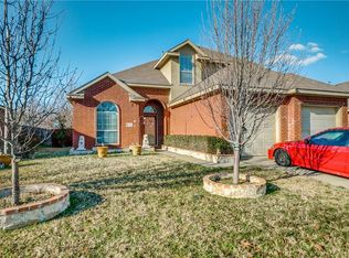 1945 Rustic Creek Dr, Garland, TX 75040