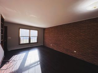 525 Cherry Ave APT 2, Waynesboro, VA 22980