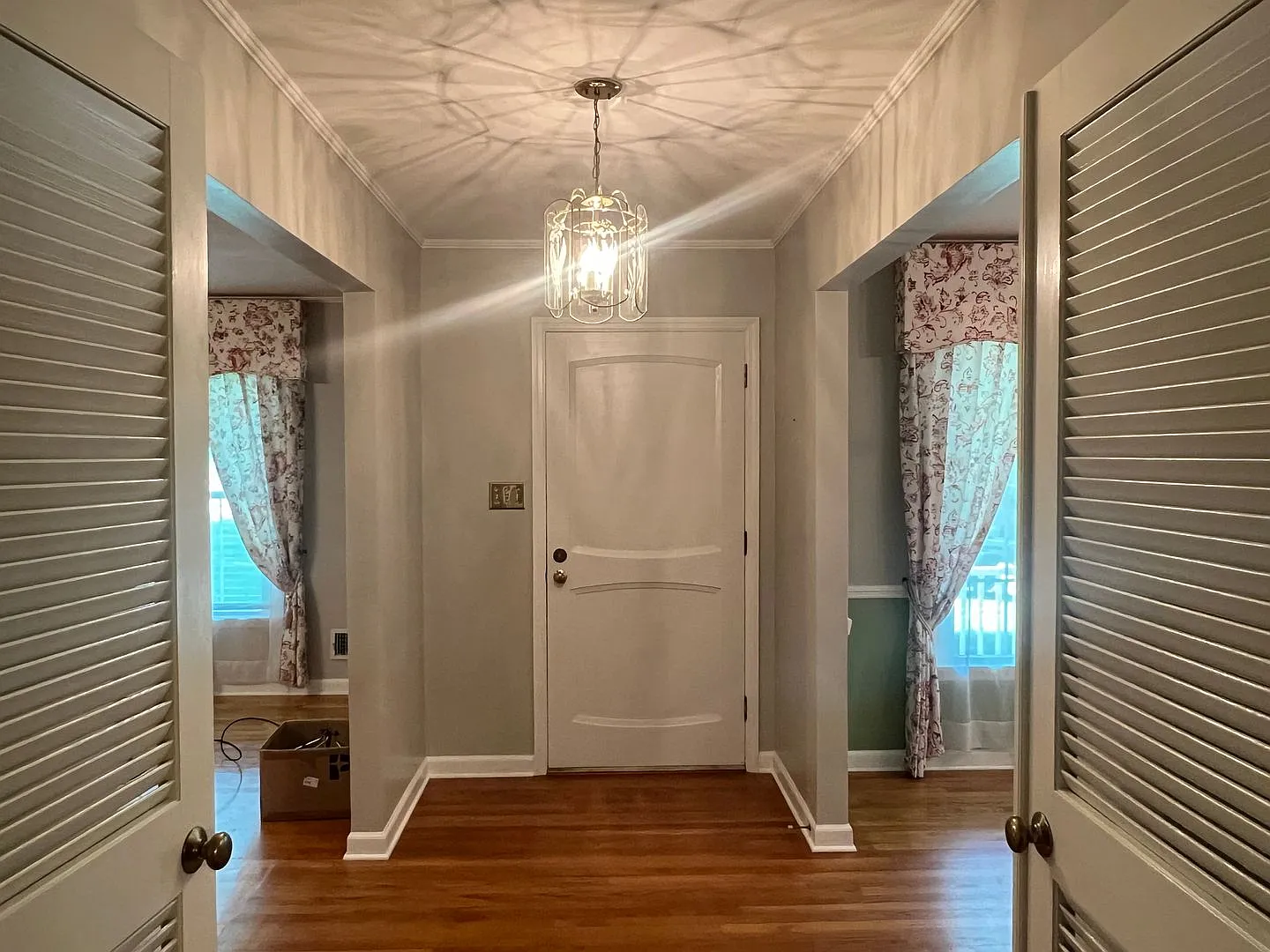 Lovely Must See Home!! — Photo 3