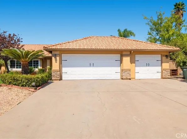 1573 Napa Ct, San Jacinto, CA 92583