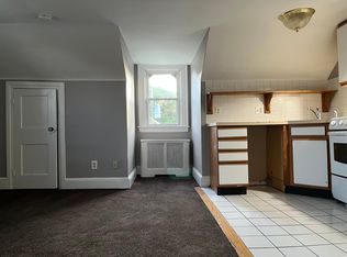 109 S Oak Ln #5, Clifton Heights, PA 19018