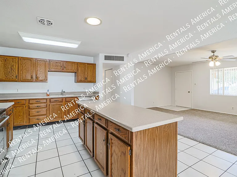 1314 N 70th St — Photo 12