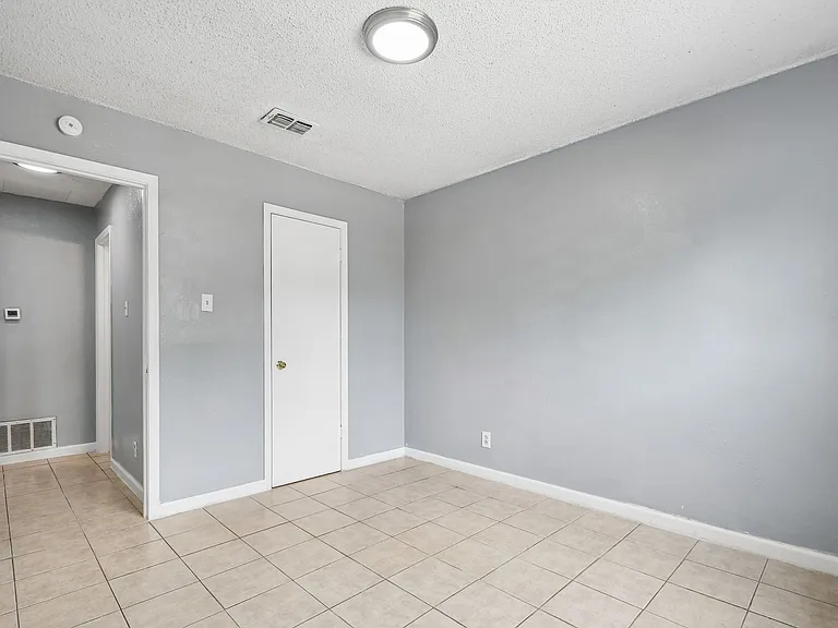 Sunrise Villas — Photo 35