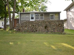 884 White Clover Beach Rd, Detroit Lakes, MN 56501