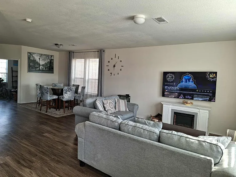4418 Windmill Run Dr — Photo 10