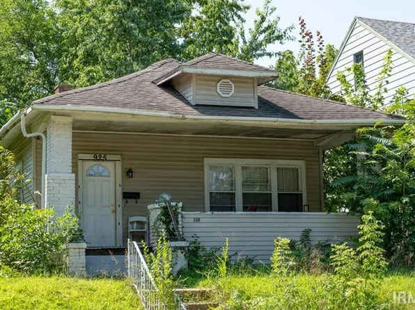 925 Sancome Ave, South Bend, IN 46628