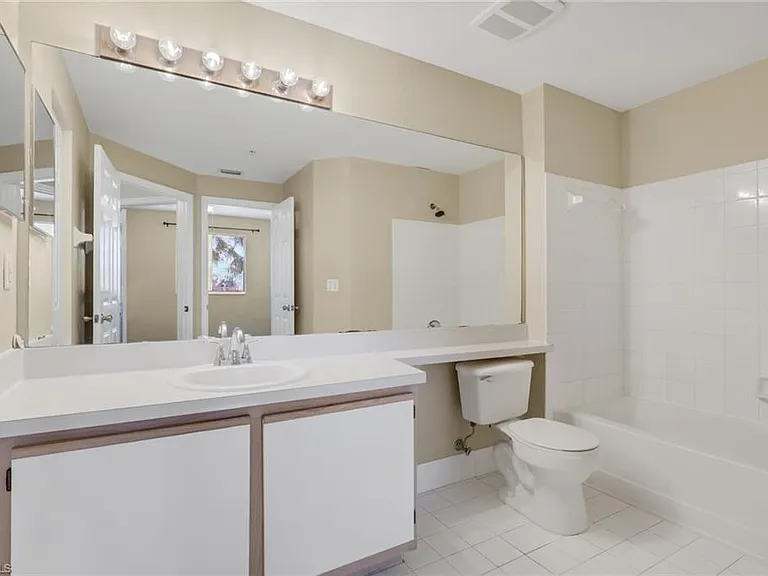6321 Aragon Way #206 — Photo 21