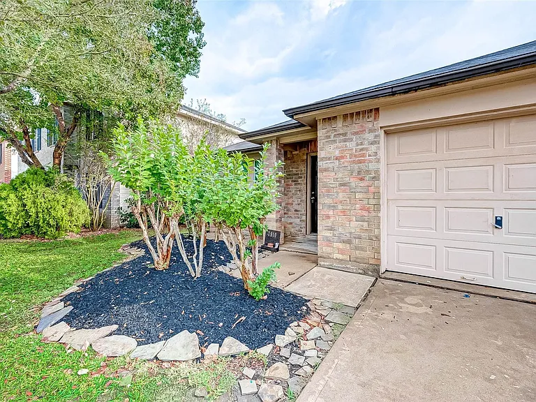 7910 Raven Creek Ln — Photo 5