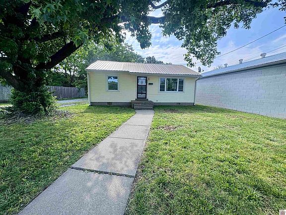 2nd image of 800 Mayfield Rd