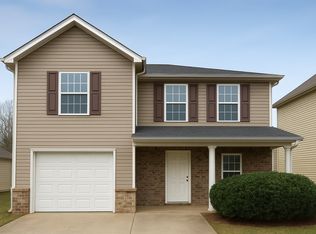 714 Holland Ridge Dr, La Vergne, TN 37086