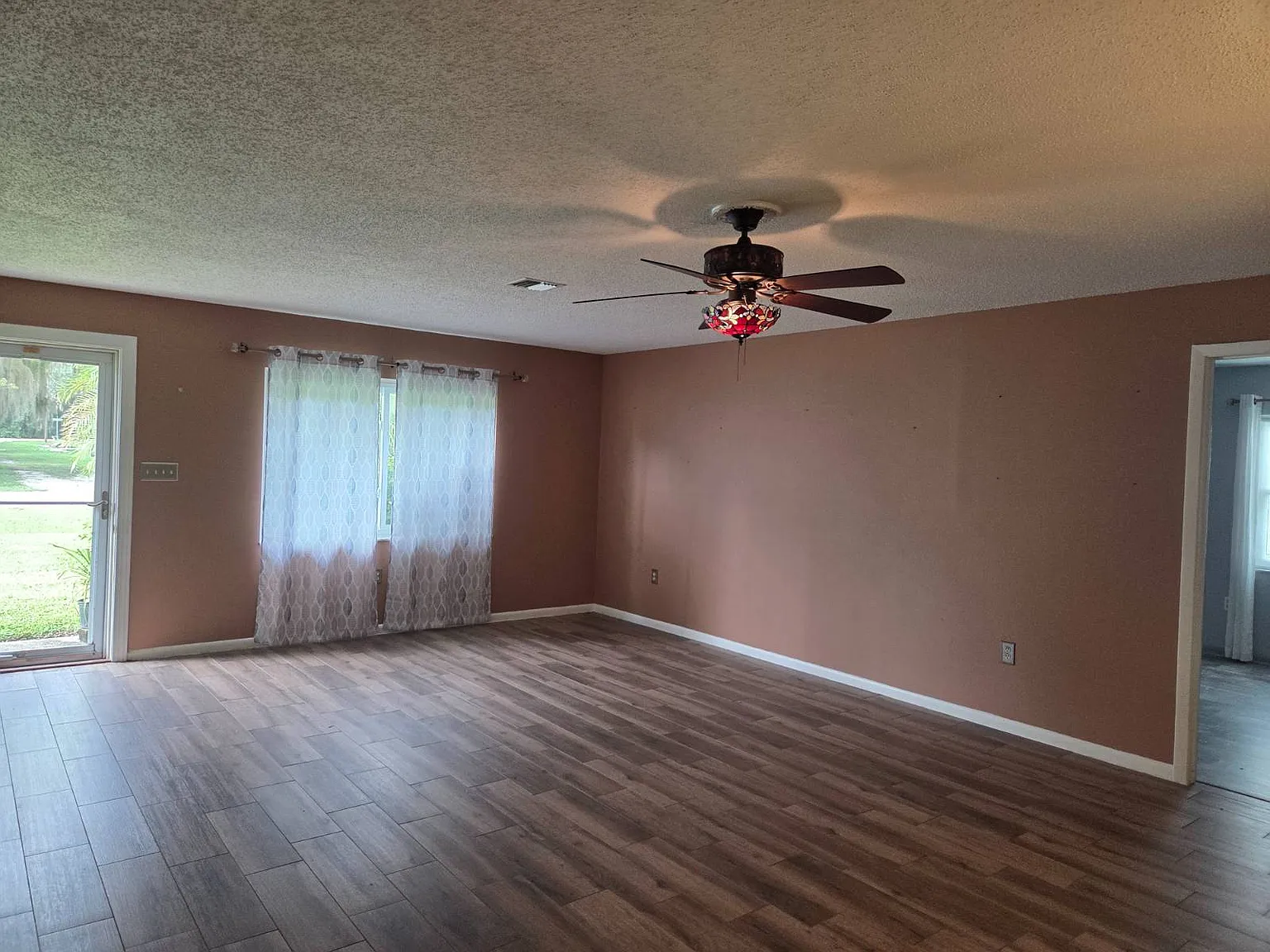 2 bed, 2.0 bath, 1550 sqft, $1,650 — Photo 3