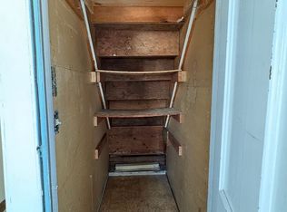 320 Chamberlain Rd #E, Middletown, CT 06457