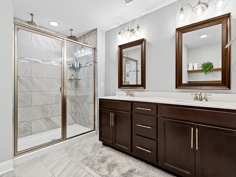 104 Woodtrace Ct — Photo 43