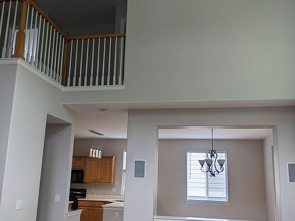 3rd image of 5916 S Walden Ct