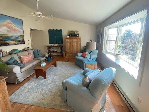 409 Orleans Road #B, North Chatham, MA 02650