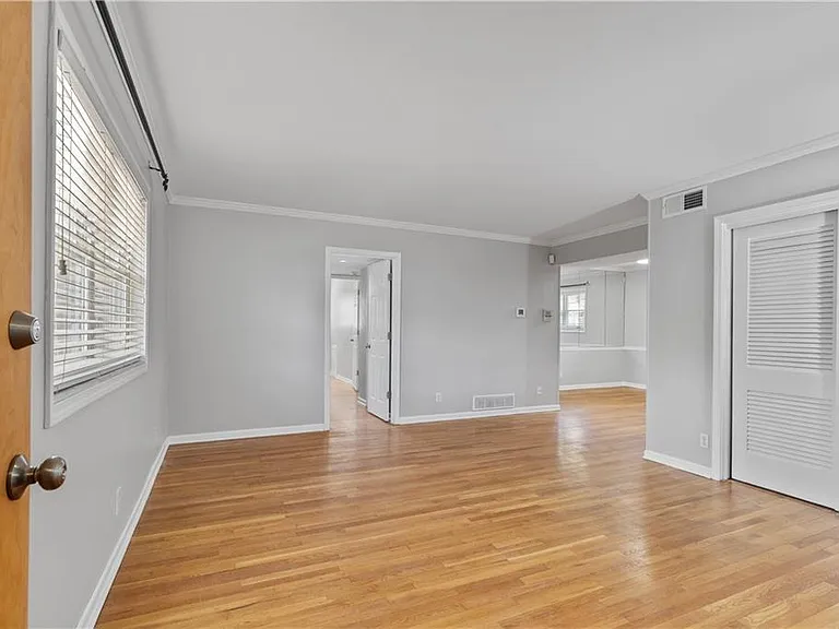 3660 Peachtree Rd NE #A2 — Photo 2